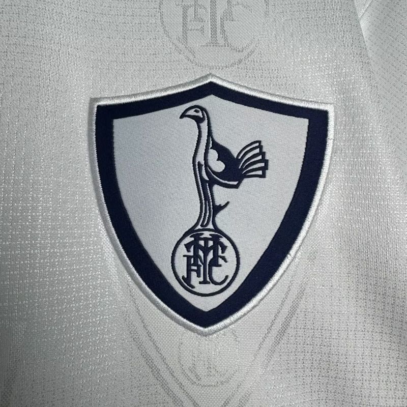 Retro Tottenham Hotspur 1995-1997 home game - Image 9