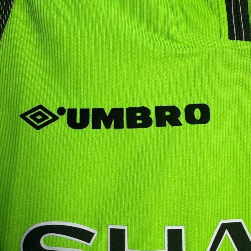 Retro Manchester United 1998-1999 Goalkeeper Long Sleeve - Image 9