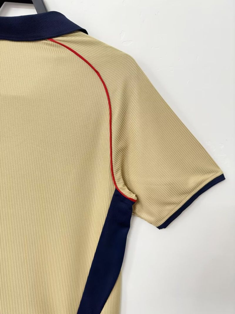 Retro Arsenal FC 2001-2002 away game - Image 7