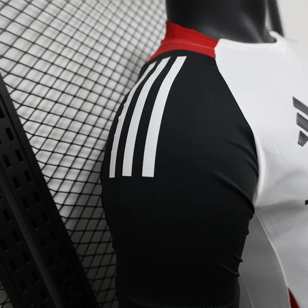 Manchester United 2025-2026 pre-training uniform - Image 6