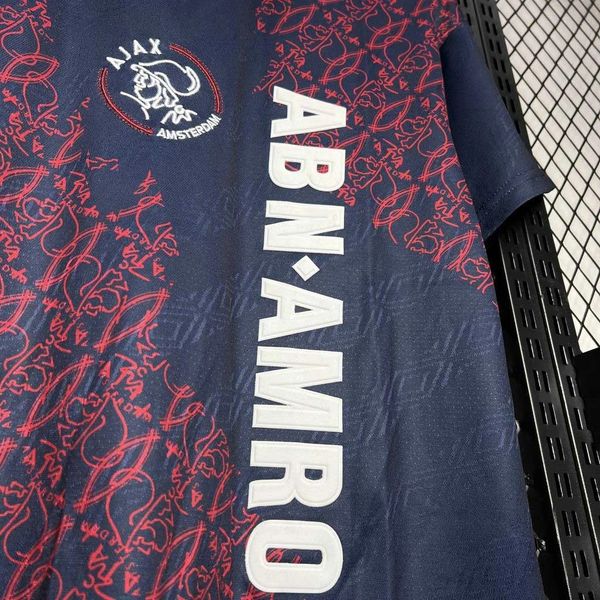 Retro AFC Ajax 1994-1995 away game - Image 7