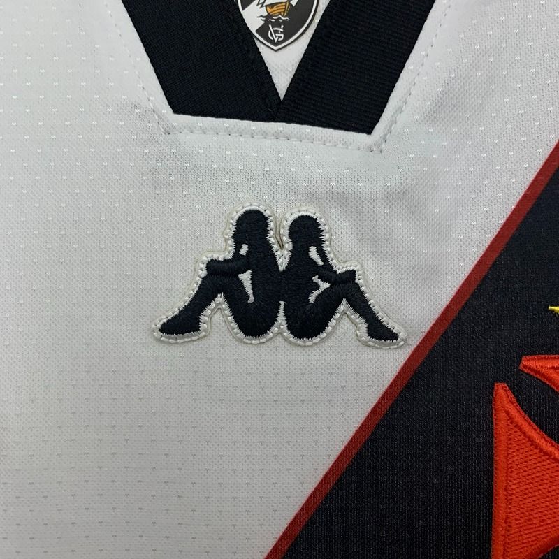 Retro Vasco da Gama 1997 white shirt - Image 6