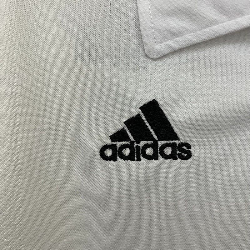 Retro Real Madrid 2002-2003 home game - Image 6