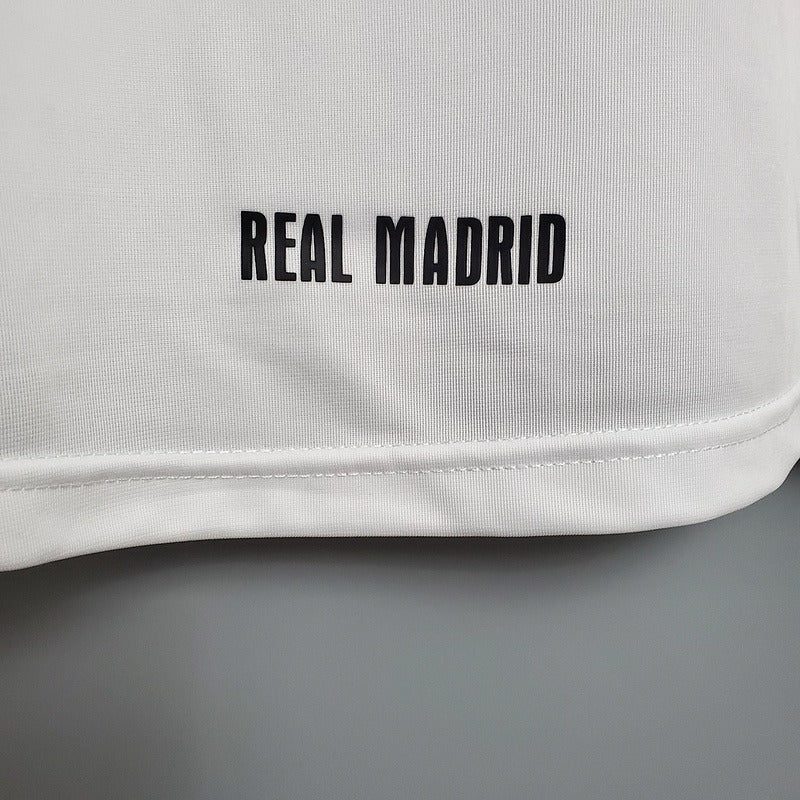 Retro Real Madrid 2007-2008 home game - Image 9