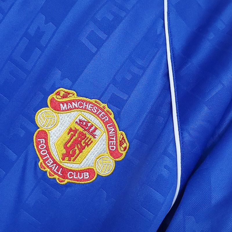 Retro Manchester United 1988-1990 second away game - Image 6