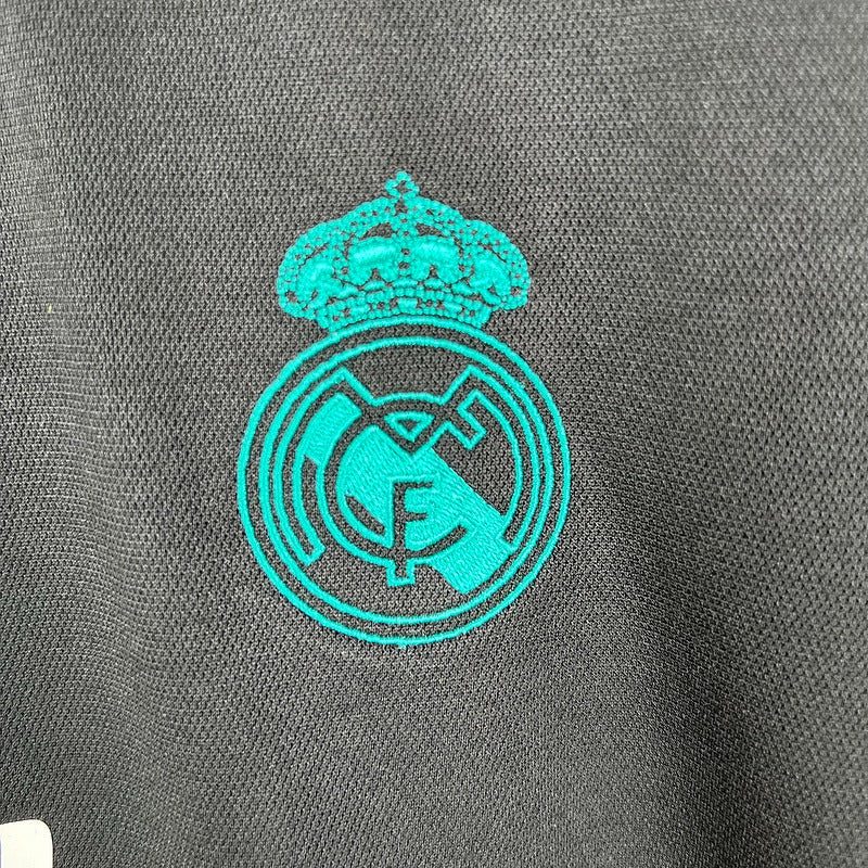 Retro Real Madrid 2017-2018 away game - Image 6