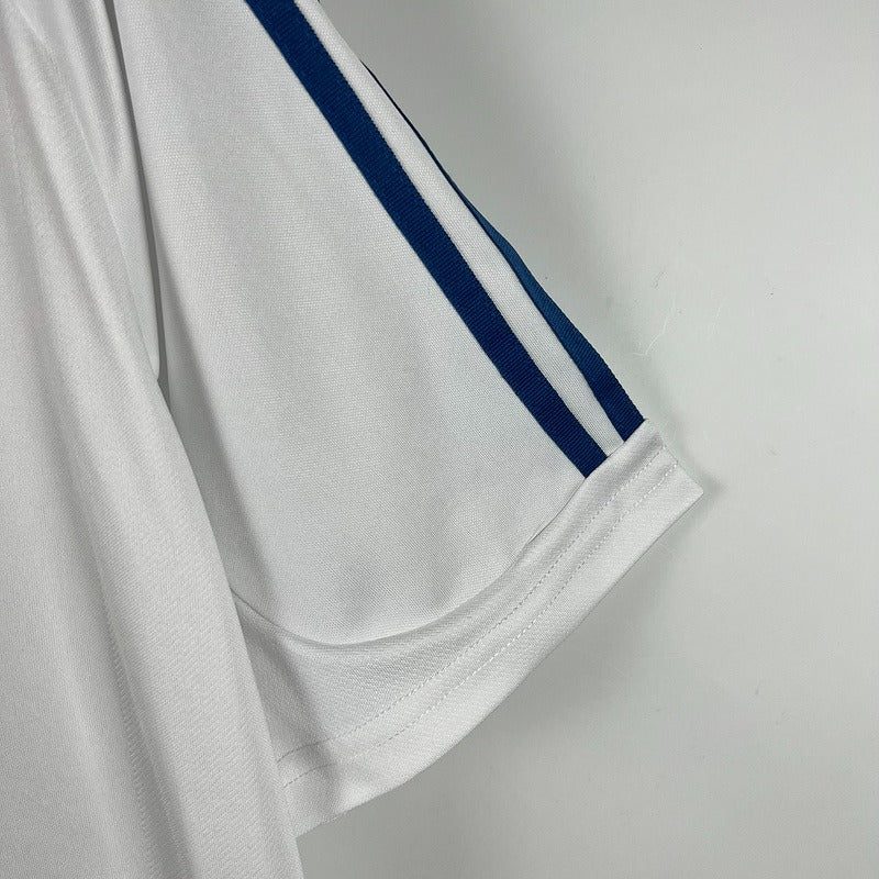 Retro Real Madrid 2001-2002 home game - Image 6