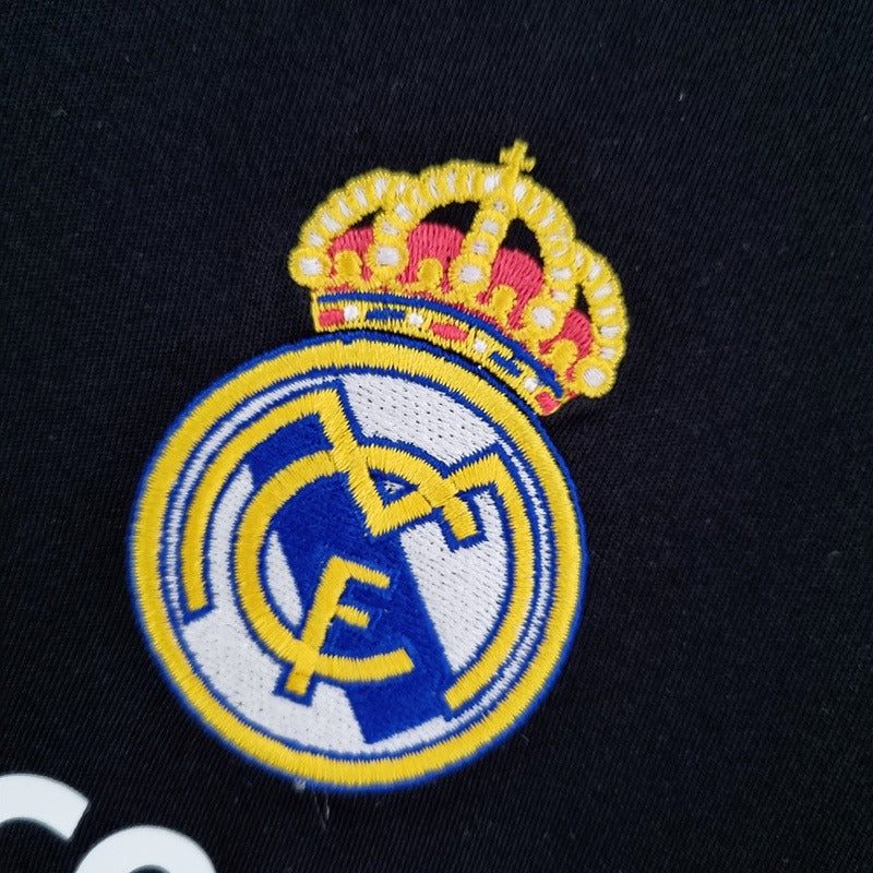 Retro Real Madrid 2009-2010 away game - Image 6
