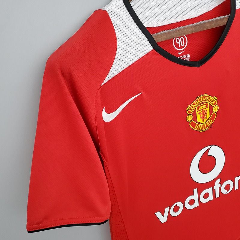 Retro Manchester United 2005-2006 home game - Image 7