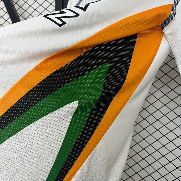 Venezia FC 2024-2025 away game - Image 6