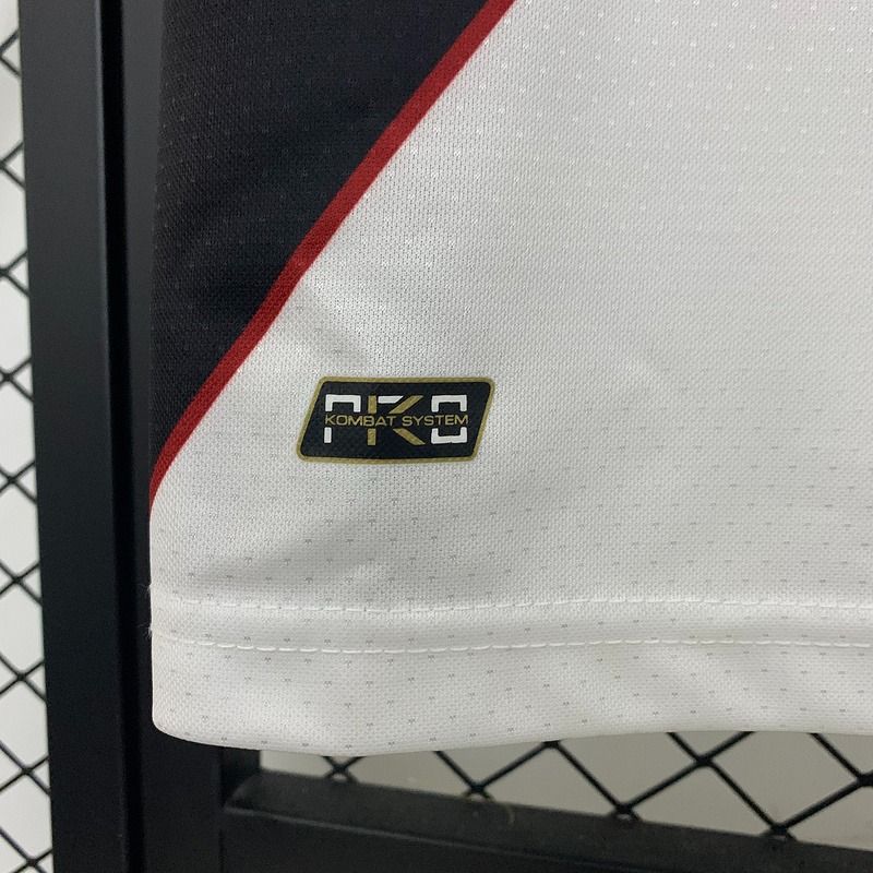 Retro Vasco da Gama 1997 white shirt - Image 10
