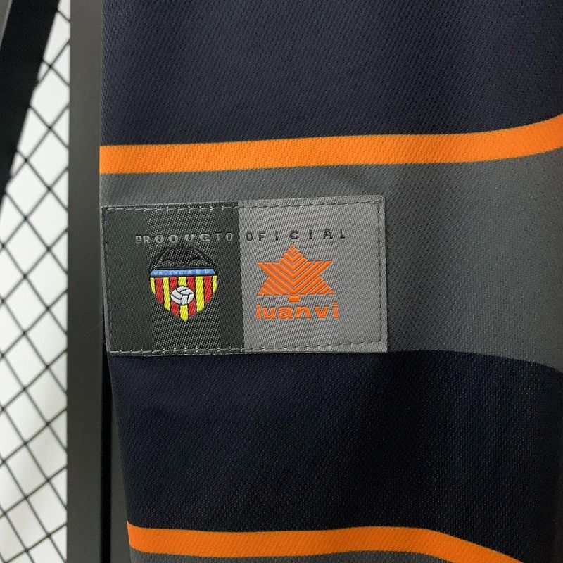 Retro Valencia CF 1999-2000 away - Image 8