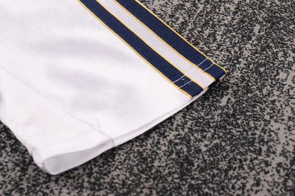 Retro Kid Size Real Madrid 1998-2000 home - Image 8
