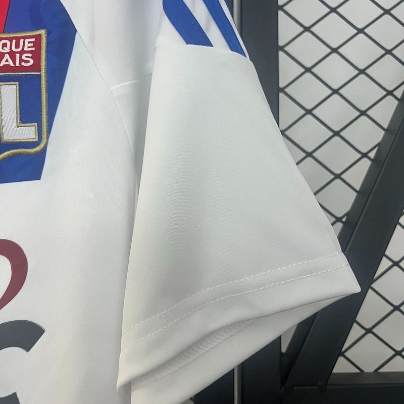Retro Olympique Lyonnais 2010-2011 home - Image 6