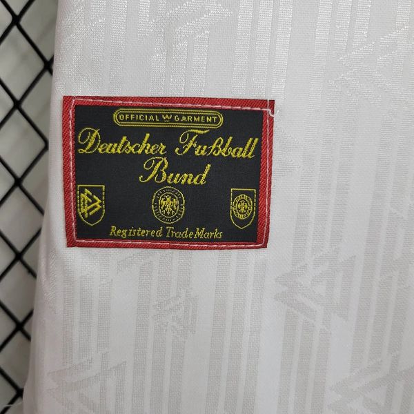 Retro Kid Size Germany national 1996 home game - Image 6