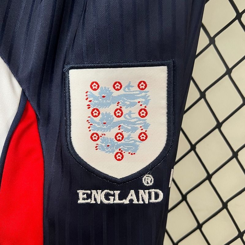 Retro Kid Size England national 1998 home game - Image 7