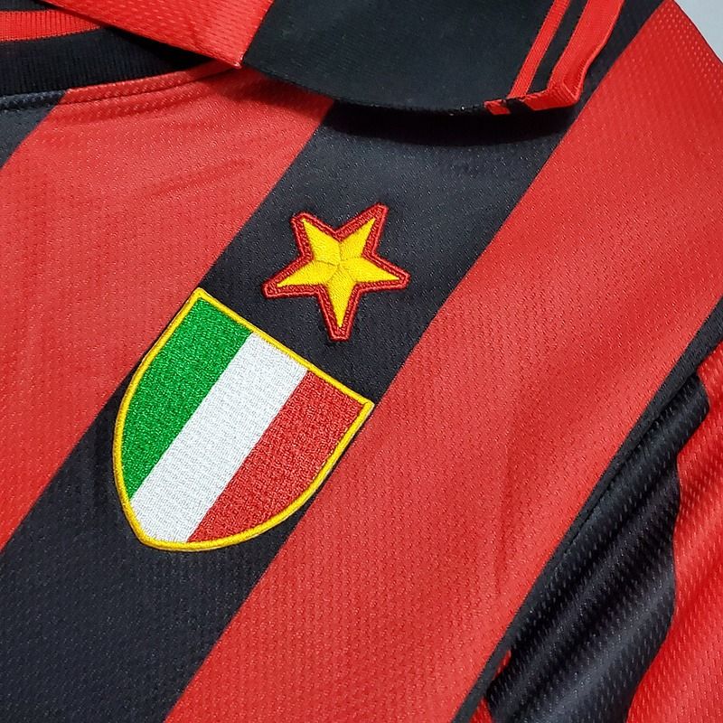 Retro AC Milan 1996-1997 home game - Image 9