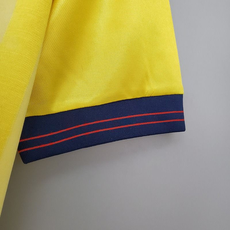 Retro Arsenal FC 1983-1986 away game - Image 8