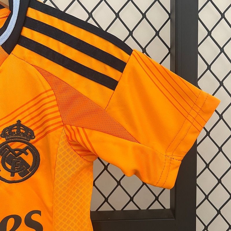 Kid Size Real Madrid 2024-2025 away game - Image 7