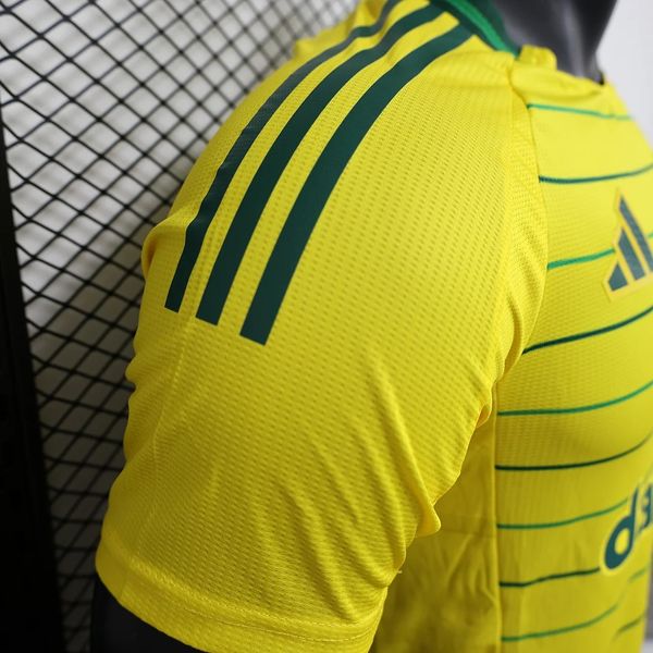 Celtic FC 2024-2025 away game player - Image 7