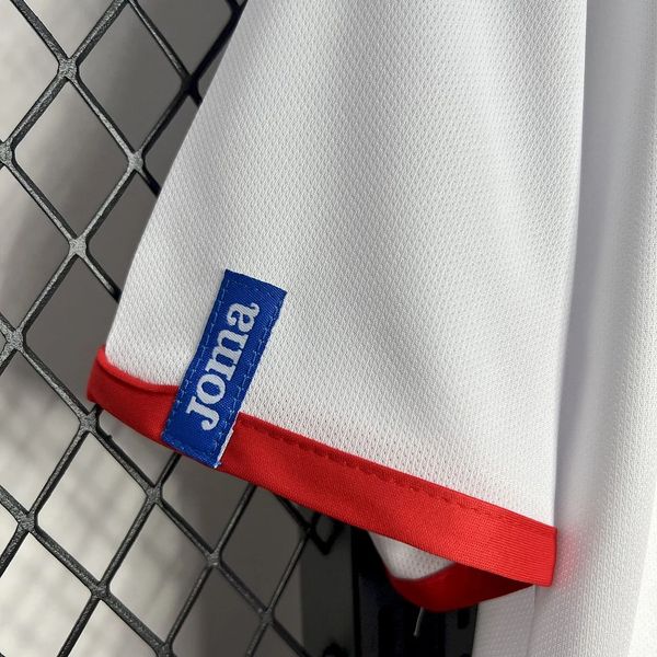 Retro Rayo Vallecano 2001-2002 home game - Image 8