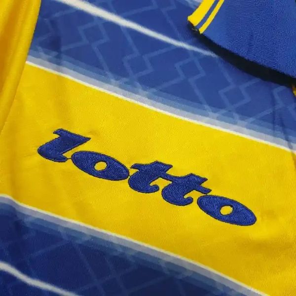 Retro Parma Calcio 1998-1999 home game - Image 6