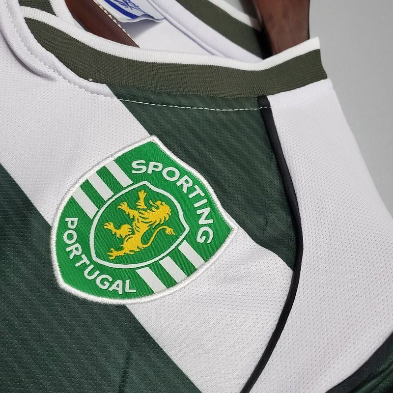 Retro Sporting Lisbon 2001-2003 home - Image 7