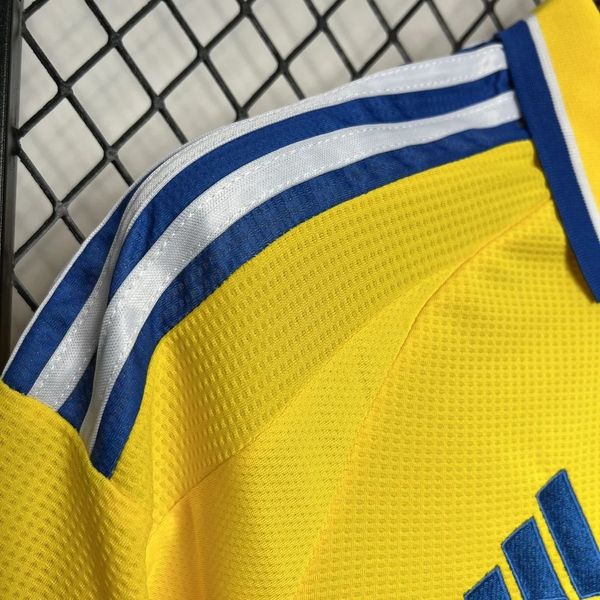 Leeds United 2024-2025 away game - Image 6