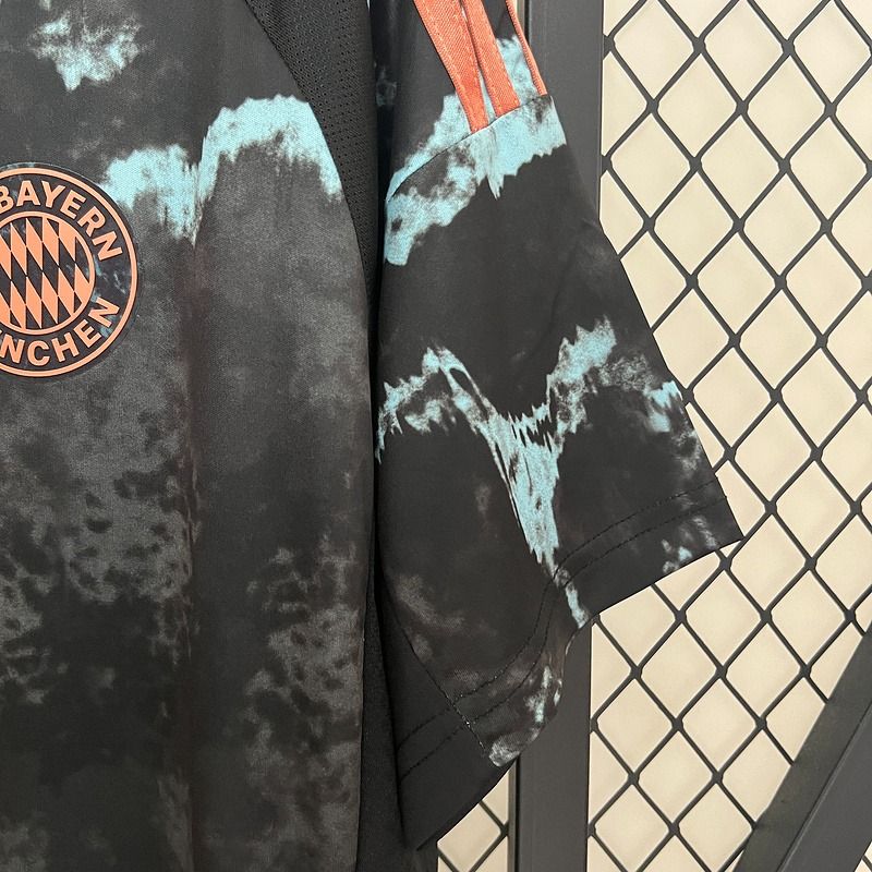 Bayern München 2024-2025 away game - Image 7