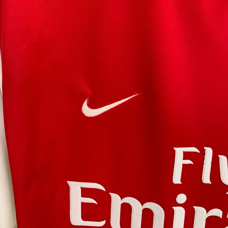 Retro Arsenal FC 2006-2008 home game - Image 7