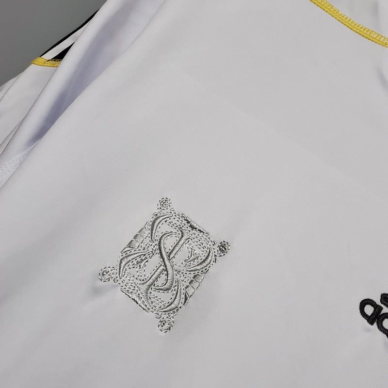 Retro Real Madrid 2009-2010 home game - Image 7