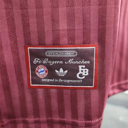Bayern München 2025-2026 125th Anniversary player - Image 8