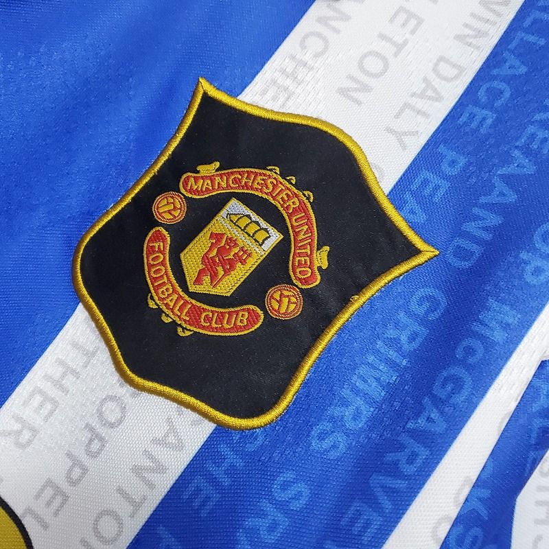 Retro Manchester United 1994-1996 second away game - Image 6