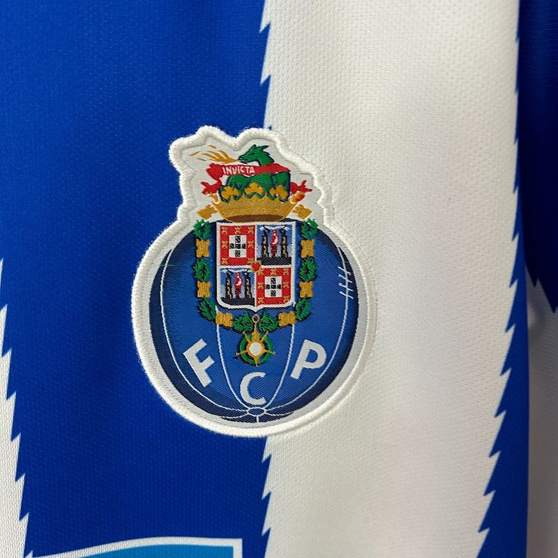 Retro FC Porto 2010-2011 home - Image 6