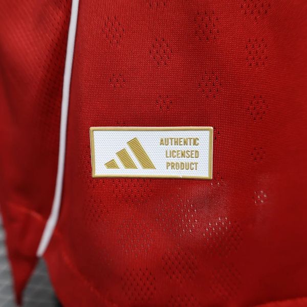Manchester United 2025-2026 home game player - Image 9