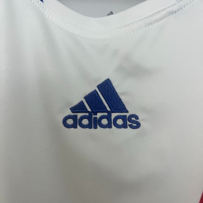 Retro Olympique Lyonnais 2010-2011 home - Image 8