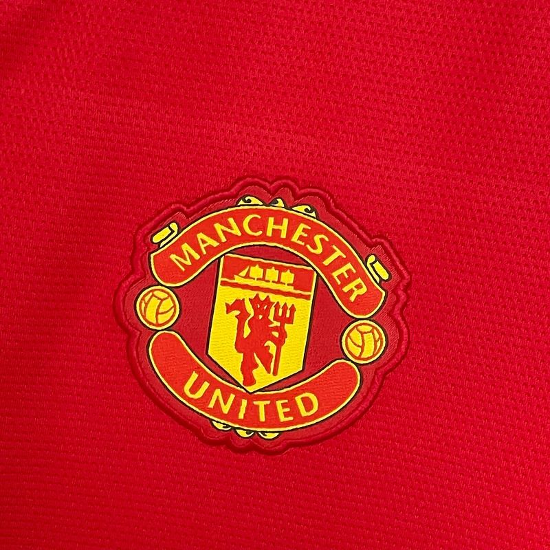 Retro Manchester United 2021-2022 home game - Image 6