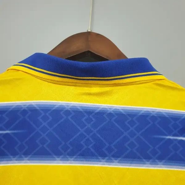 Retro Parma Calcio 1998-1999 home game - Image 7