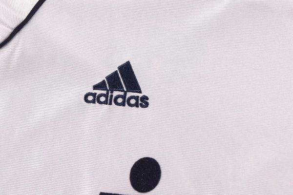 Retro Kid Size Real Madrid 1998-2000 home - Image 6